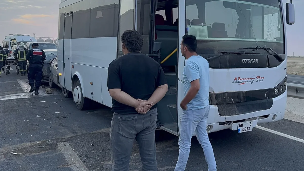 Sandstorm causes chain-reaction accident in Turkey