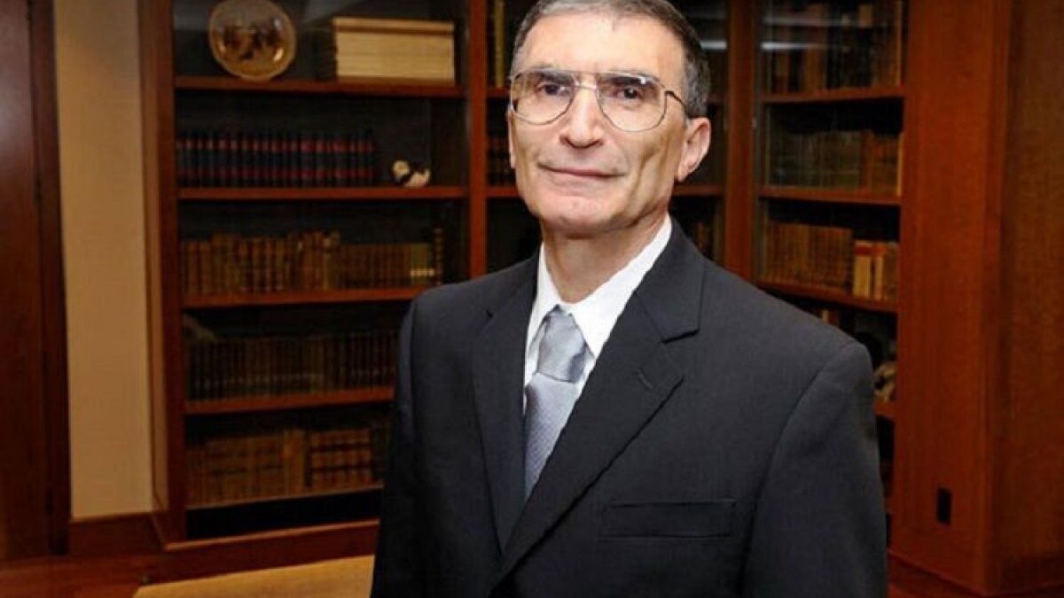 Aziz Sancar awarded with the “Shohrat” Order – DECREE