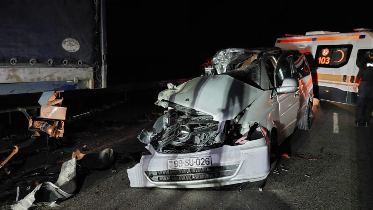 TIR and minibus collide in Lankaran, there are dead and injured
