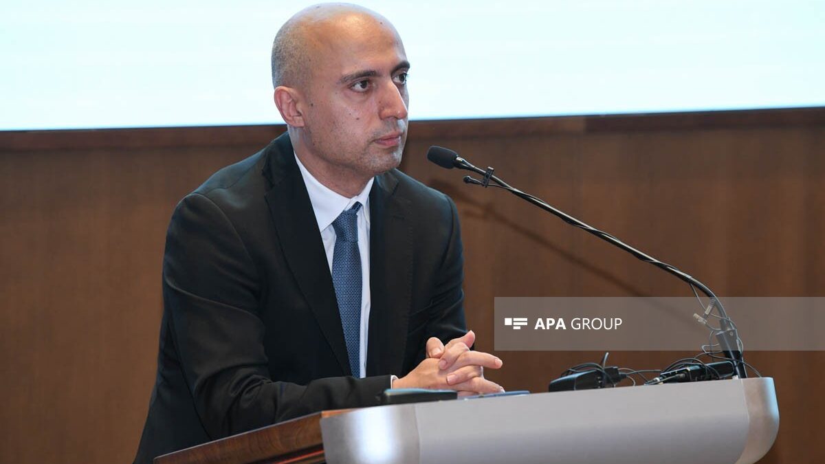 Emin Amrullayev has called for a review of the content and teaching of natural sciences