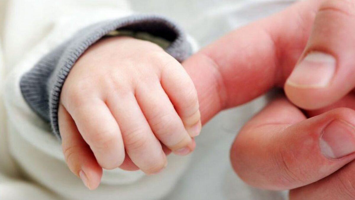 More than 1100 men have been granted paid paternity leave this year