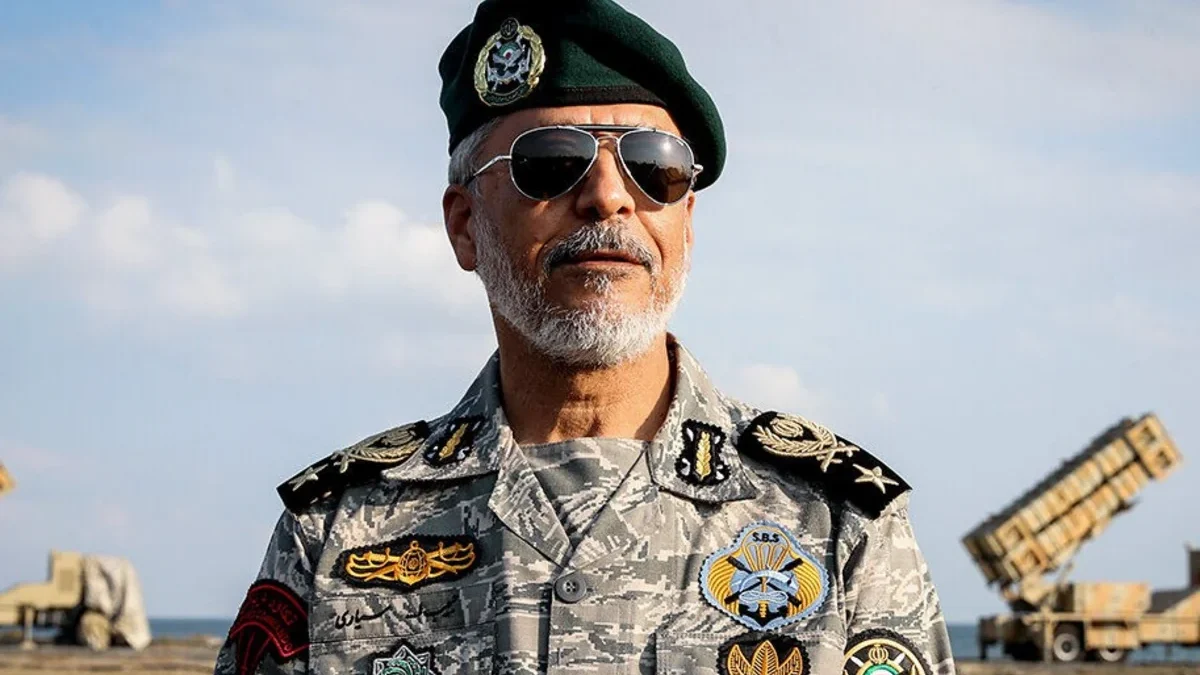 Rear Admiral Sayyari: America does not know what to do with Iran