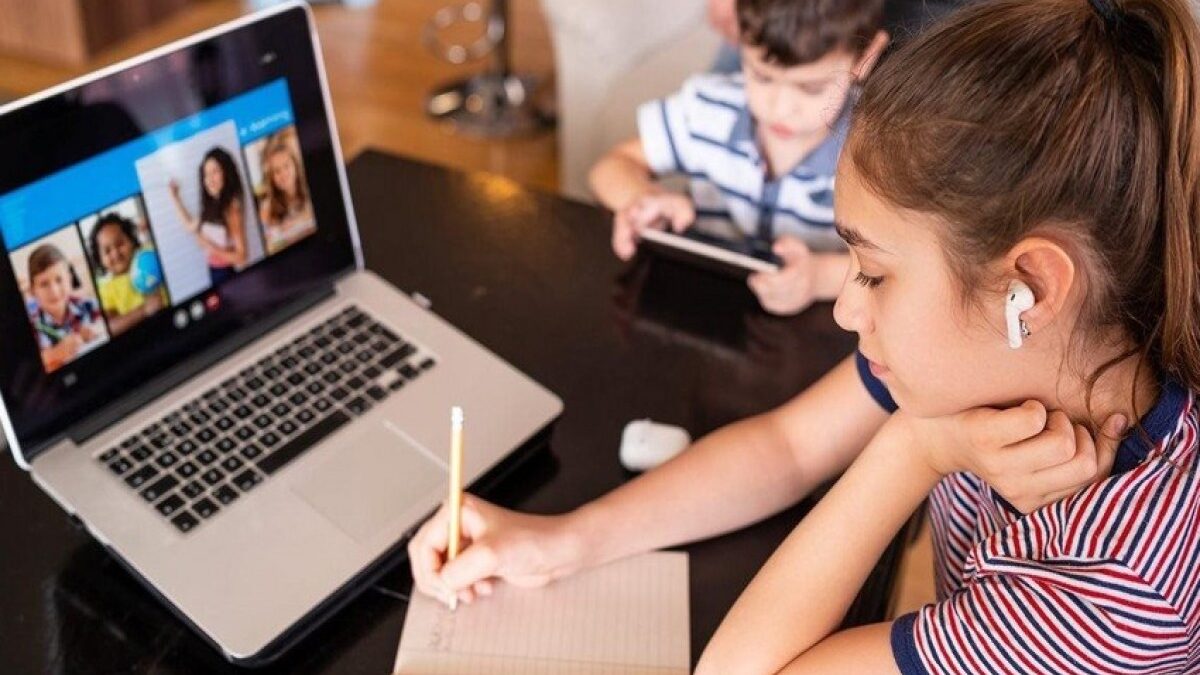 The number of schools providing distance education will be increased