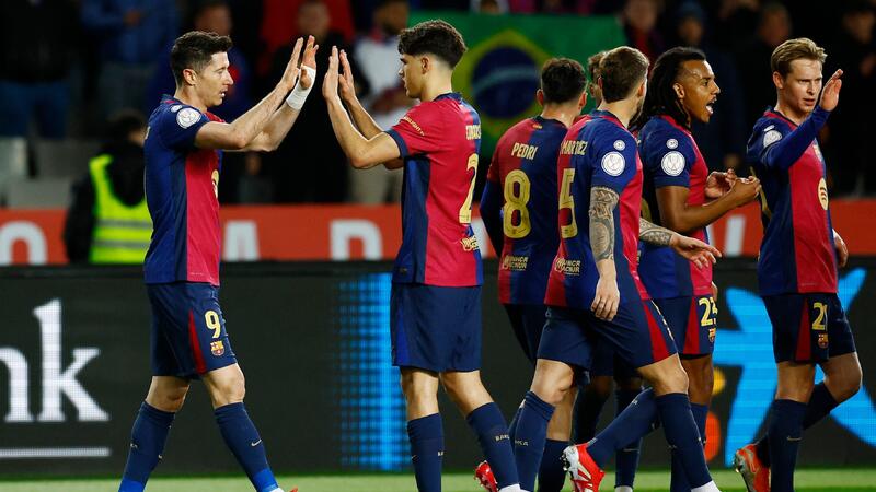 Barcelona parts ways with 2 players