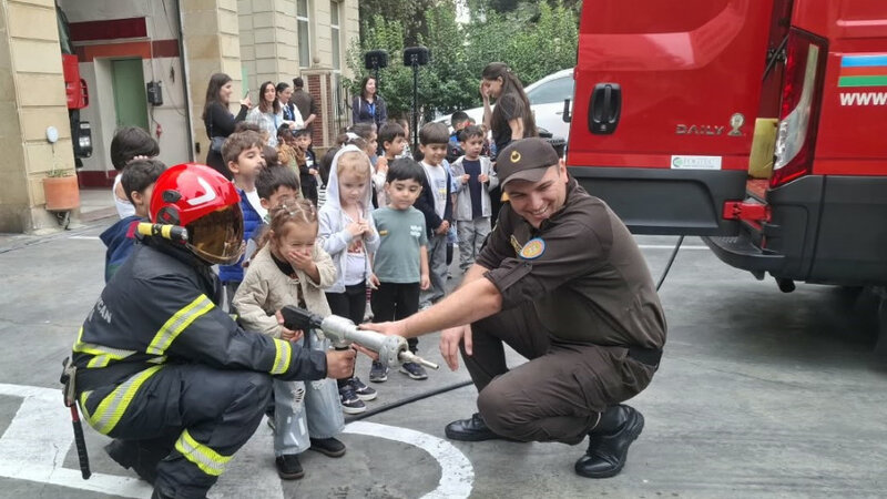 ‘Open Door Day’ Event Held for Schoolchildren