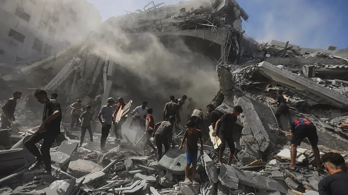 Today’s Israeli strikes on Gaza kill 7 people
