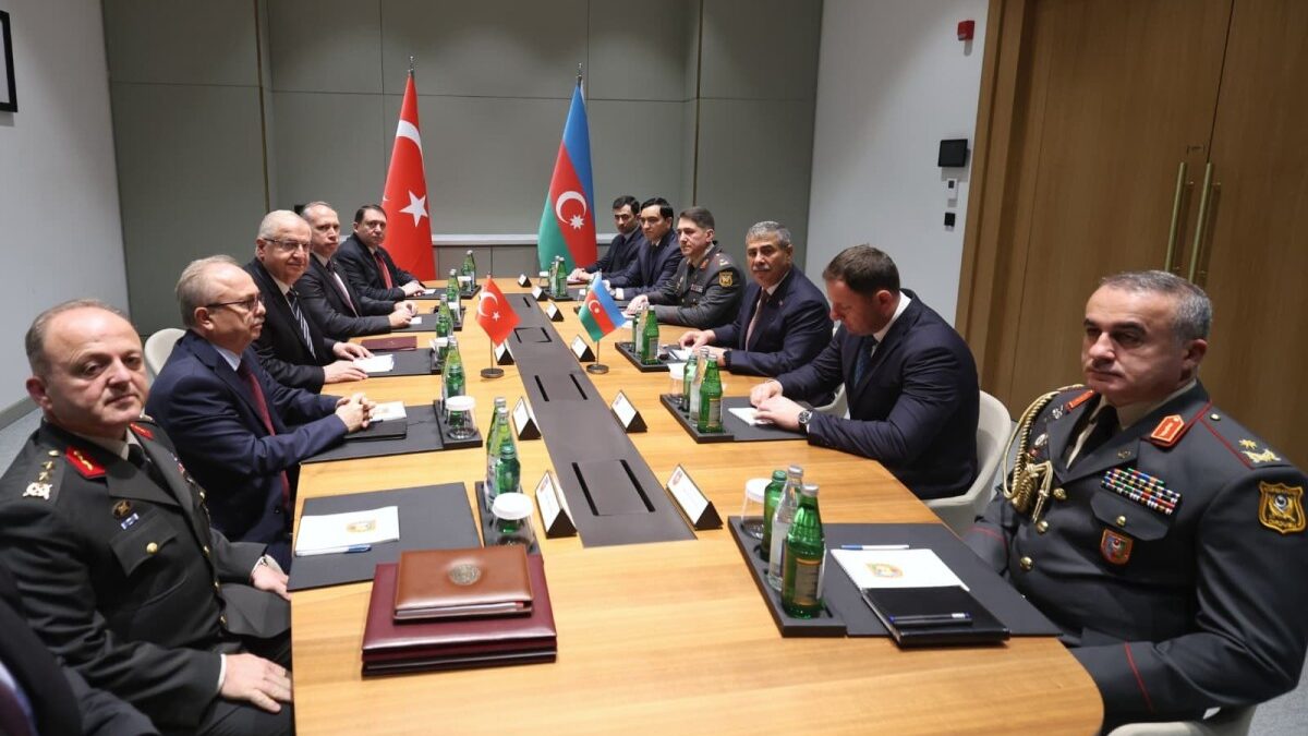 Bilateral meeting held between Yaşar Güler and Zakir Hasanov