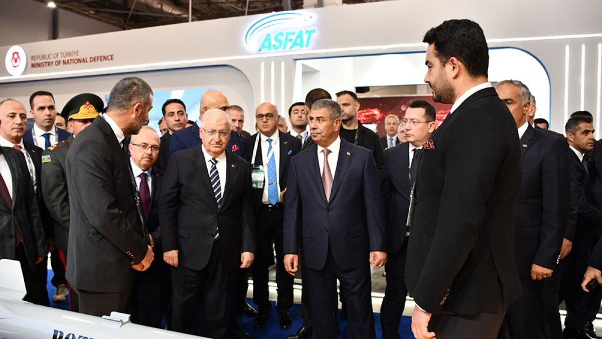 Azerbaijan and Turkey’s Defense Ministers Visit ADEX 2026 Exhibition