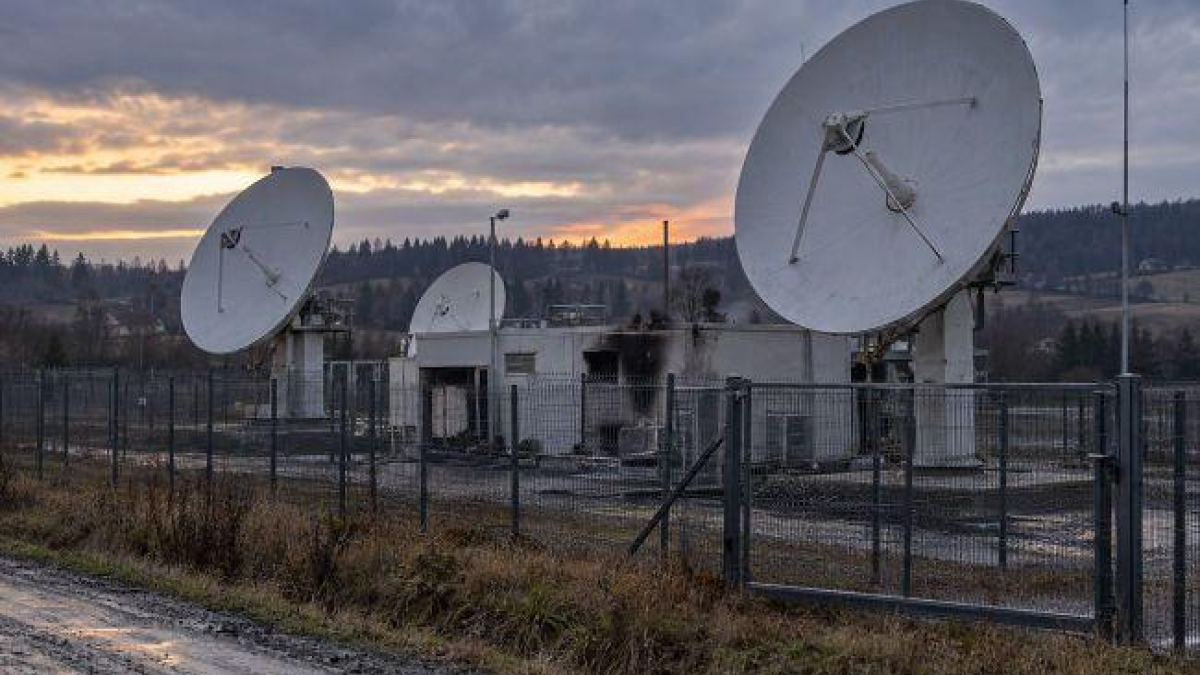 Media: Poland claims Russia is behind Starlink station attack