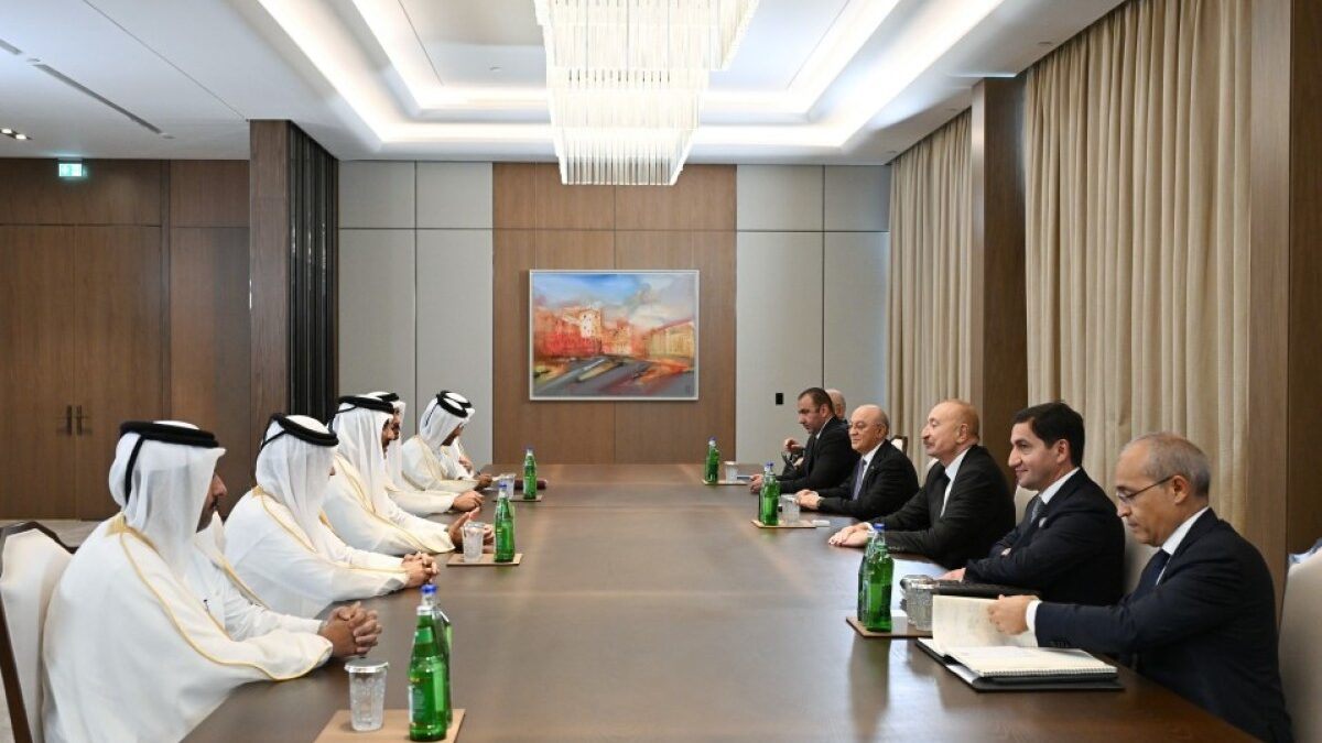 President Ilham Aliyev met with the Emir of Qatar