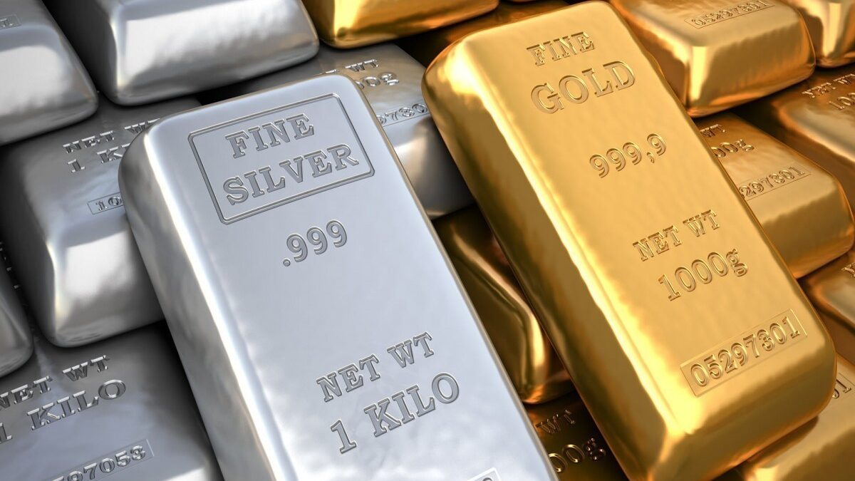 Gold and silver prices decline in commodity markets