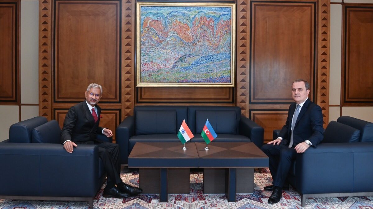 Azerbaijan and India FMs hold one-on-one meeting – UPDATED