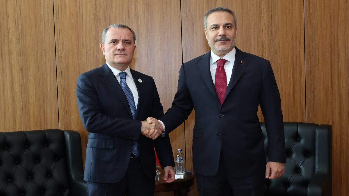 Azerbaijan and Turkey FMs Meet