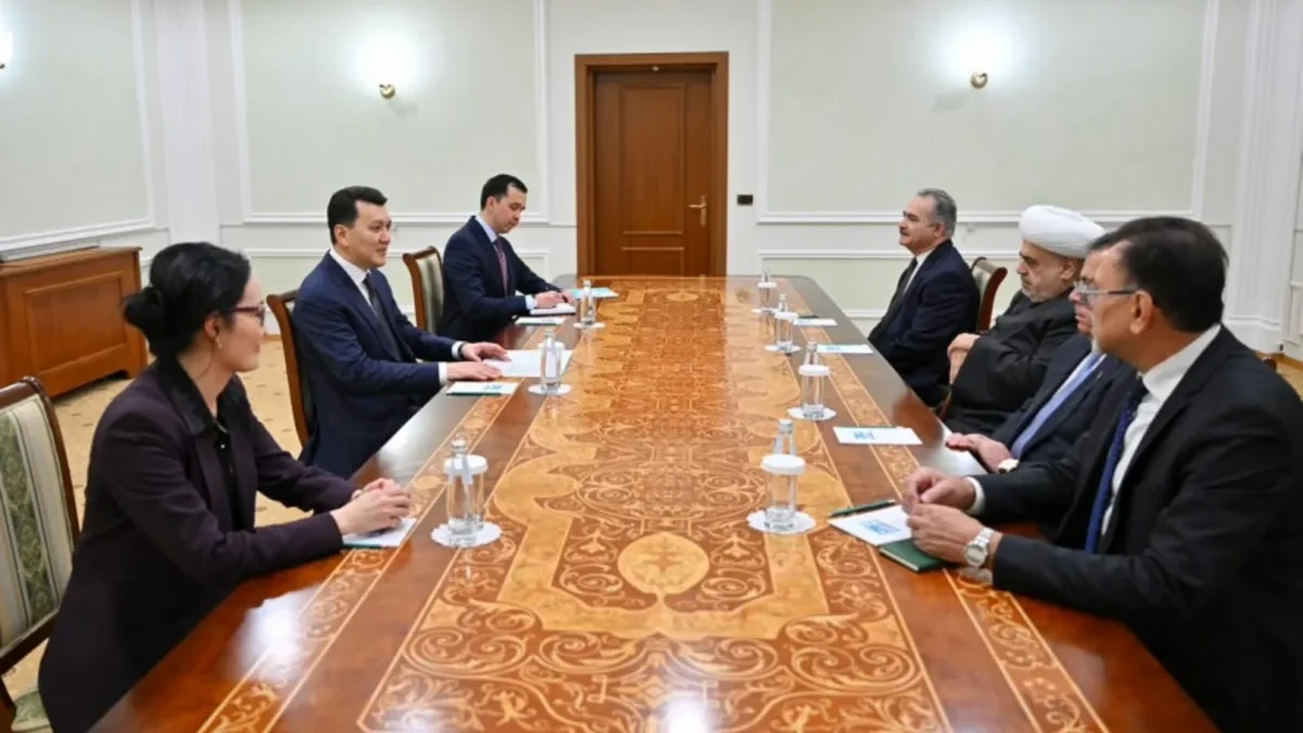 Allahshukur Pashazade discussed religious and interstate relations with the Vice President of Kazakhstan