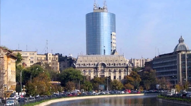 Scandal in Romania: Why is Azerbaijan being mentioned?