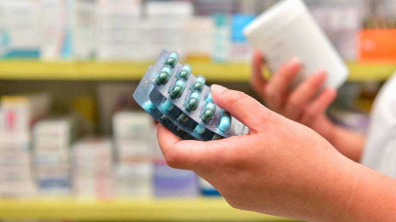 Sugar Consumption During Antibiotic Treatment Harms Gut Bacteria