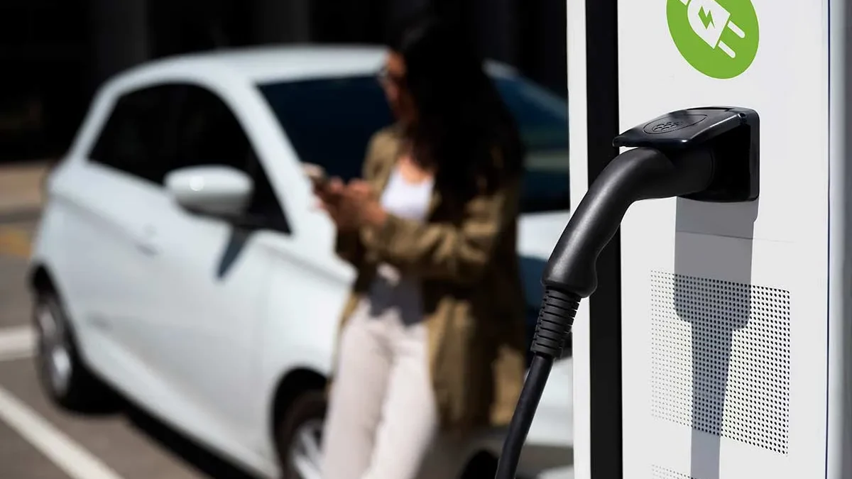 Germany’s Revolutionary Decision: Electric Cars to Power Homes