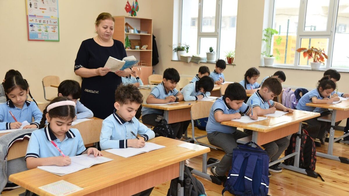 NUMBER OF CHILDREN ENROLLED IN PRESCHOOL GROUPS IN BAKU